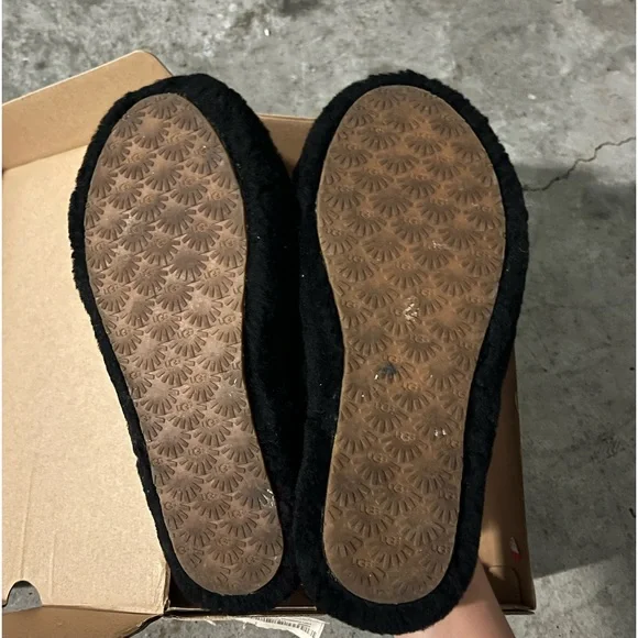 UGG slippers - Picture 4 of 4